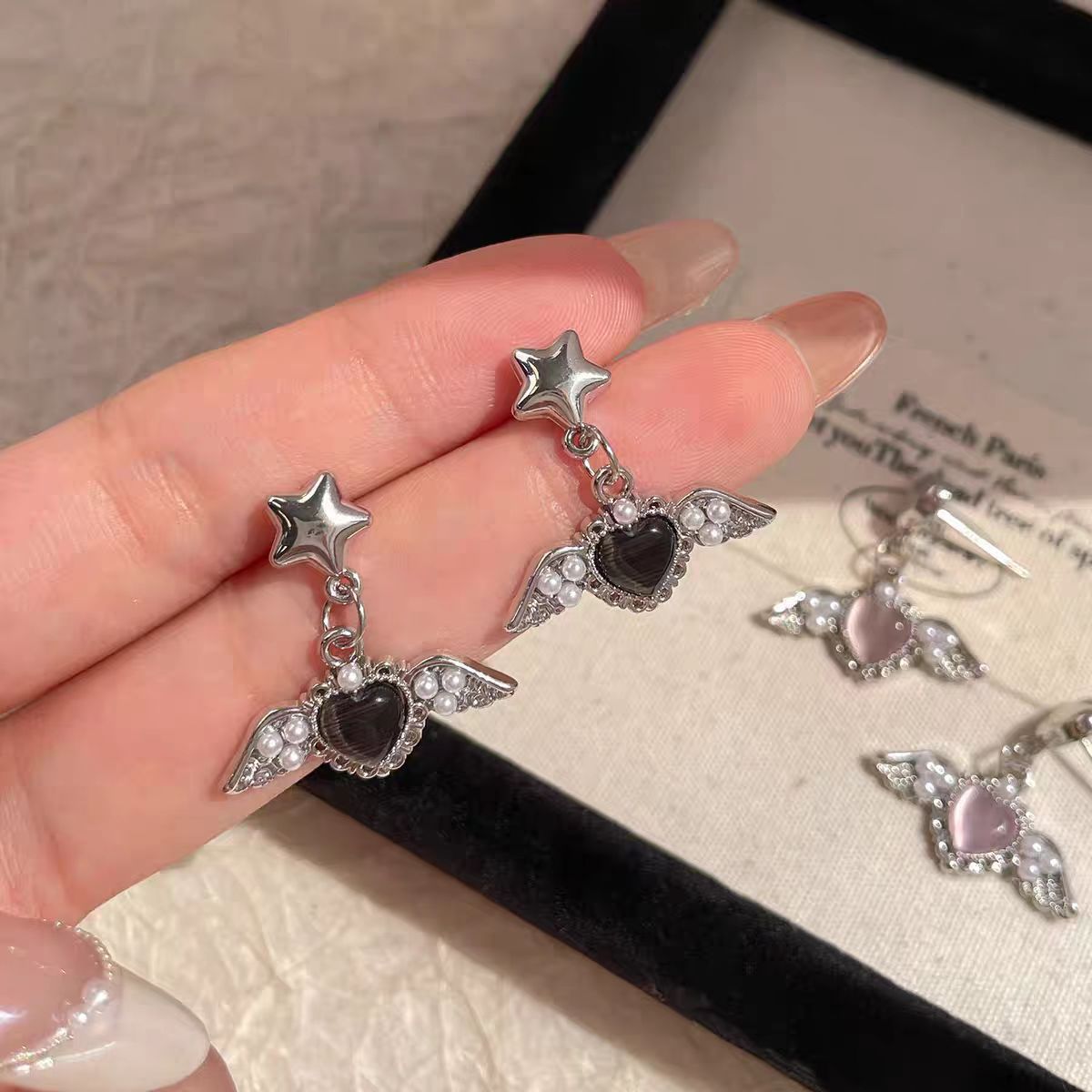 Серьги с жемчугом и крыльями ангела оптом из Китая